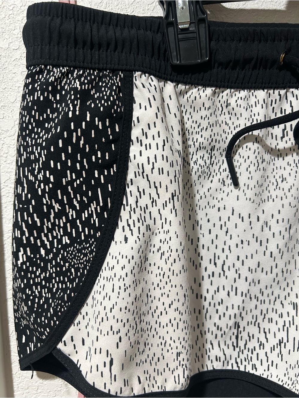 Fabletics Carrie Short - Picture 4 of 7
